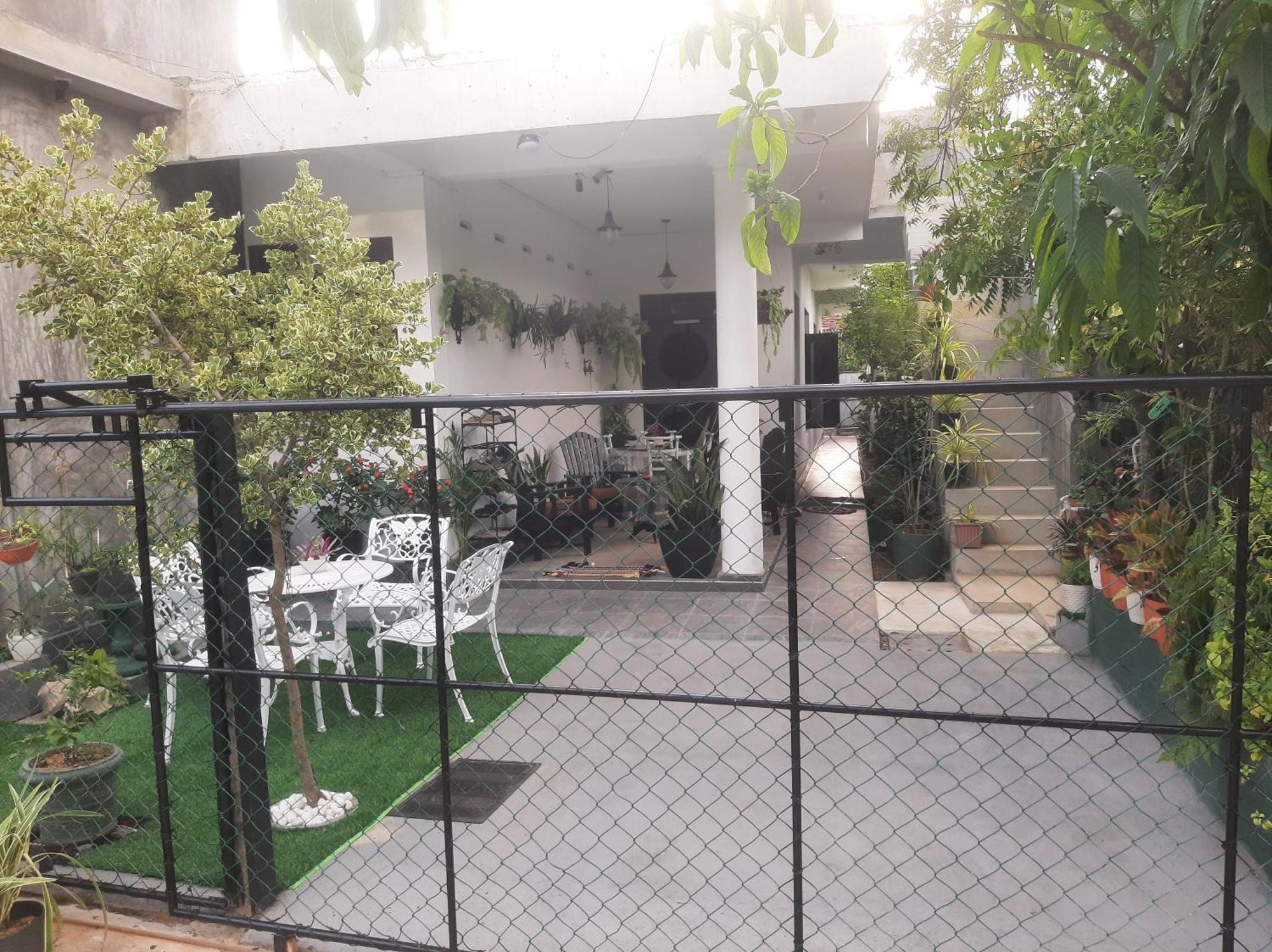 Weerakoon Garden Guest Hotel Hikkaduwa Ngoại thất bức ảnh