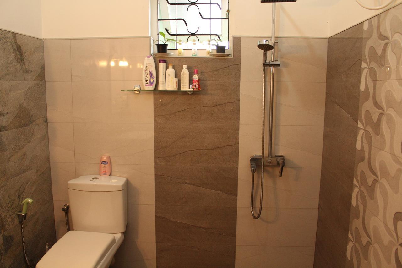Weerakoon Garden Guest Hotel Hikkaduwa Ngoại thất bức ảnh
