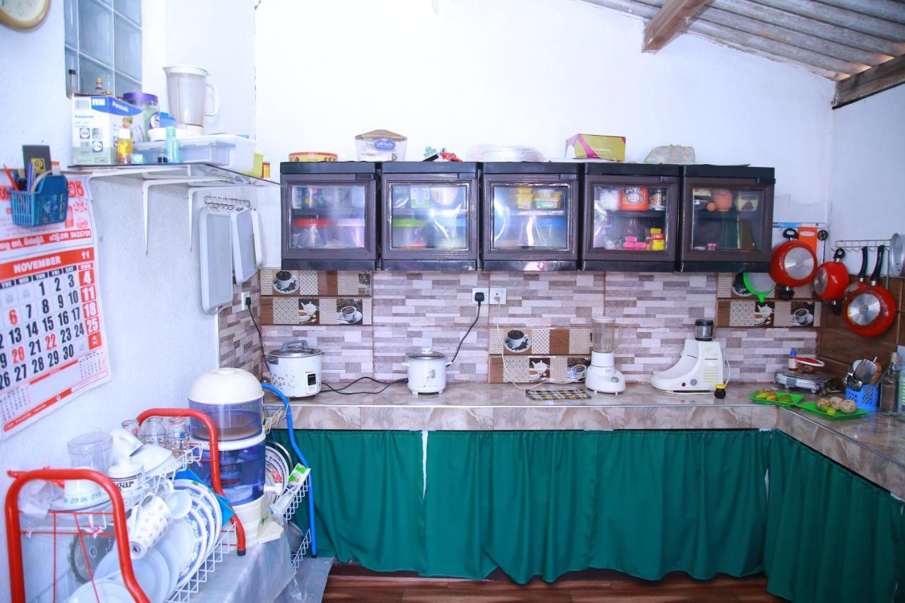 Weerakoon Garden Guest Hotel Hikkaduwa Ngoại thất bức ảnh